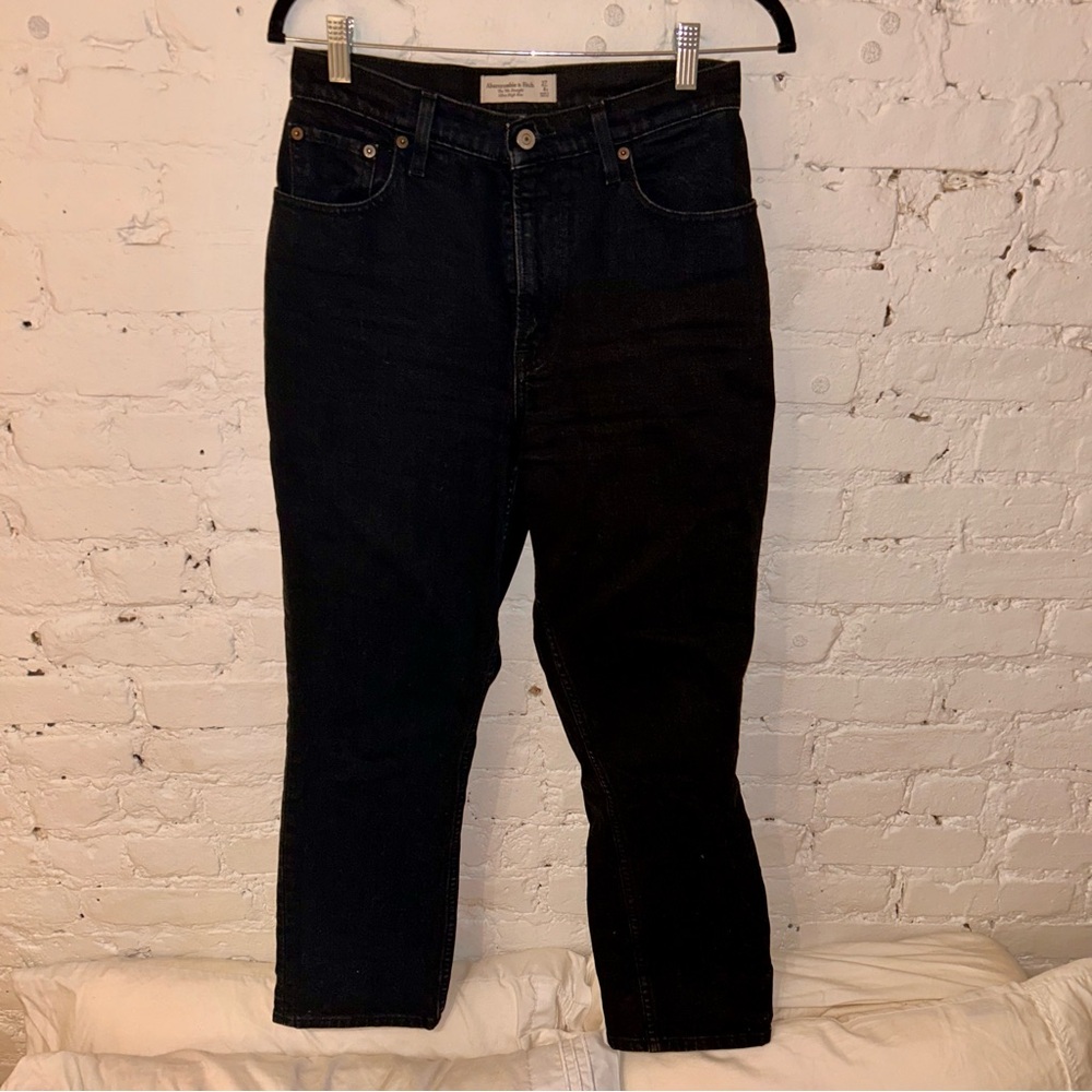 Abercrombie Curve Love 90s Straight Jeans